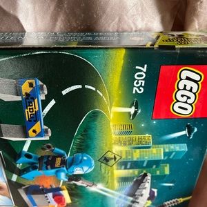 Lego Alien Conquest